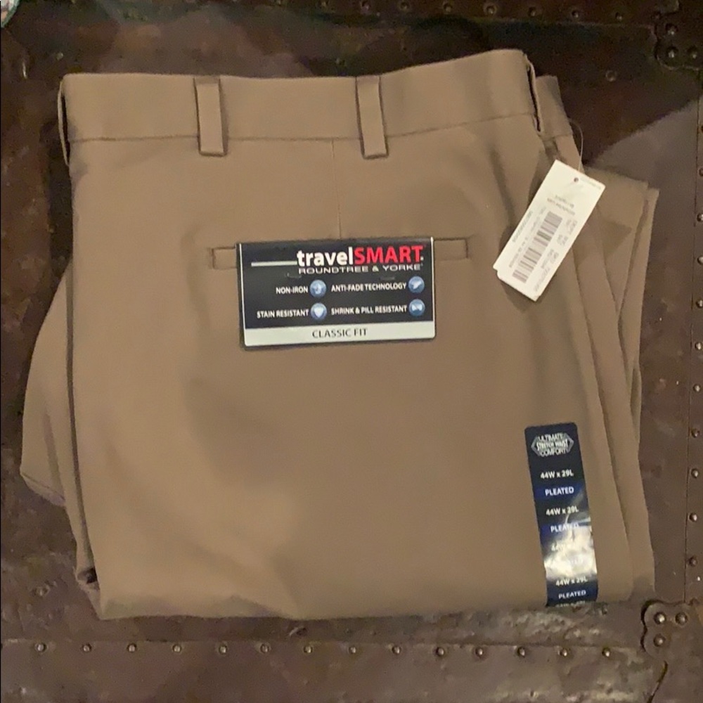 Men’s Roundtree and York Classic Fit Pants 44X29